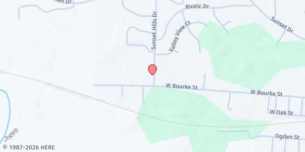 Map showing Macon County Ministries Food Pantry at 305 Sunset Hills Drive, Macon, MO