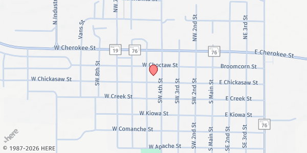 Map showing Calvary Baptist Church - Lindsay Community Food Bank at 410 W. Chickasaw St., Lindsay, OK