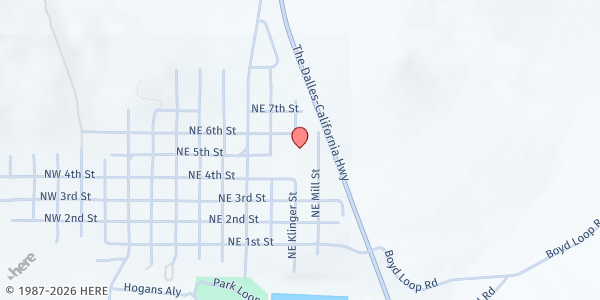 Map showing Dufur Community Pantry at 802 NE 5th St, Dufur, OR