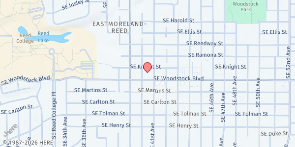 Map showing Woodstock Pantry at 4033 SE Woodstock Blvd, Portland, OR