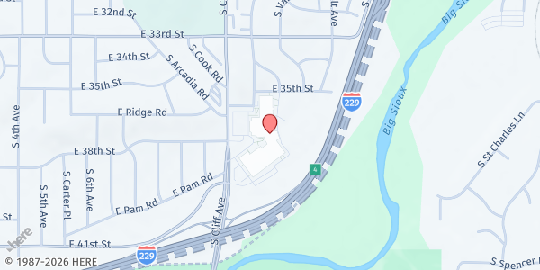 Map showing Lincoln High School at 2900 S Cliff Ave, Sioux Falls, SD